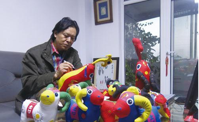 東營工藝美術(shù)大師匠心獨(dú)運(yùn) 2015年“大吉羊”工藝美術(shù)品賞析